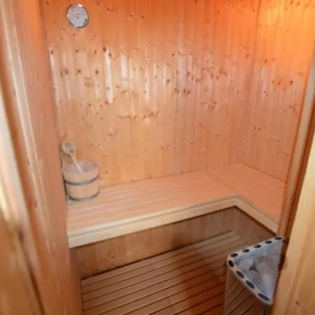 Reetdachhaus 4, Inkl 2 Parkplaetze Hébergement de vacances Fehmarn