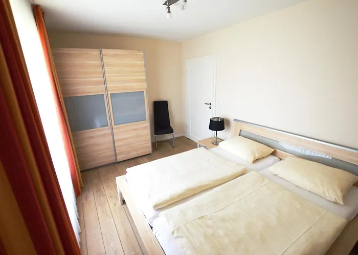 Reetdachhaus 4, Inkl 2 Parkplaetze Casa vacanze