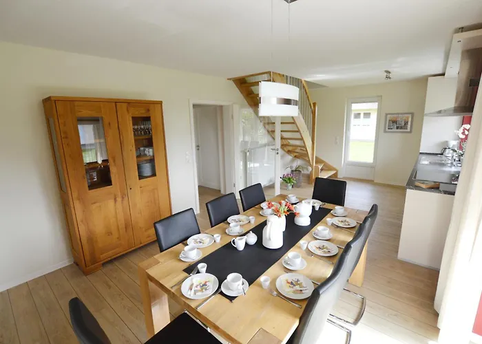 Reetdachhaus 4, Inkl 2 Parkplaetze